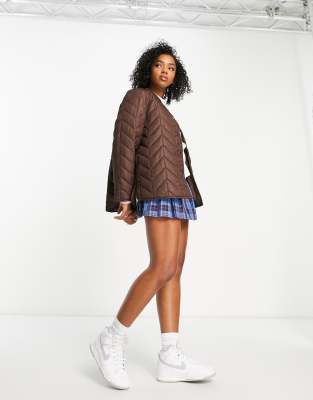 Pieces Chevron Quilted Jacket In Chocolate-brown