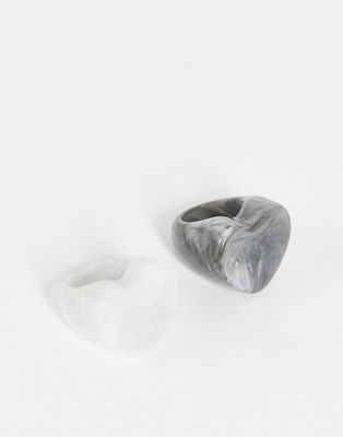 Pieces chunky marble heart rings in grey and white