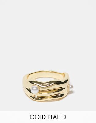 chunky pearl ring in 18ct gold plated