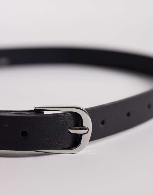 Pieces - Cintura skinny in pelle sintetica color nero e argento, 3 di 3
