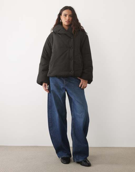Pieces clean padded jacket with exaggerated collar in black, 3 of 4