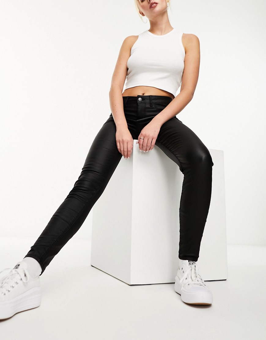 Pieces Sage Shaping Mid Rise Skinny Jeans In Black