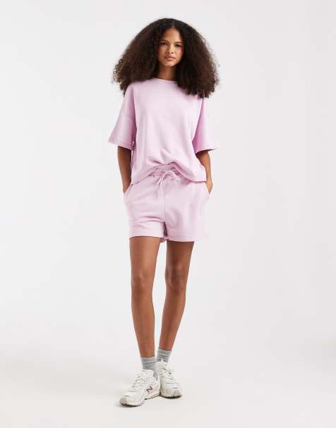 Pieces - Completo con T-shirt felpata squadrata e pantaloncini a vita alta rosa chiaro - view 1