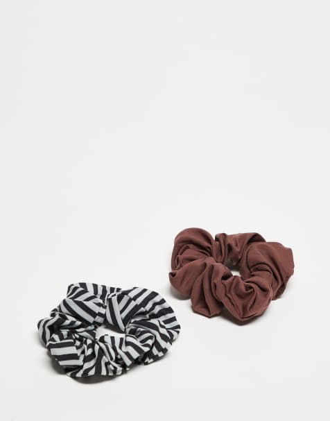 Pieces - Confezione da 2 elastici grandi per capelli stile scrunchie color cioccolato e monocromatico a righe - view 1