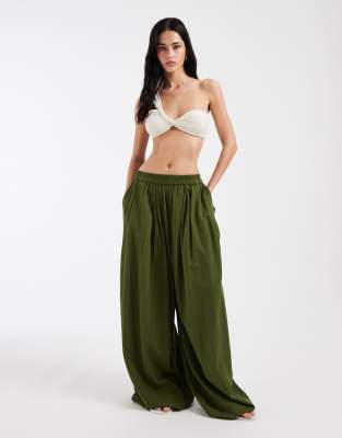 Pieces crinkle cotton balloon sleeve trousers in chive green