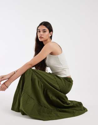 PIECES crinkle cotton tiered boho maxi skirt in chive green chive 11990₽