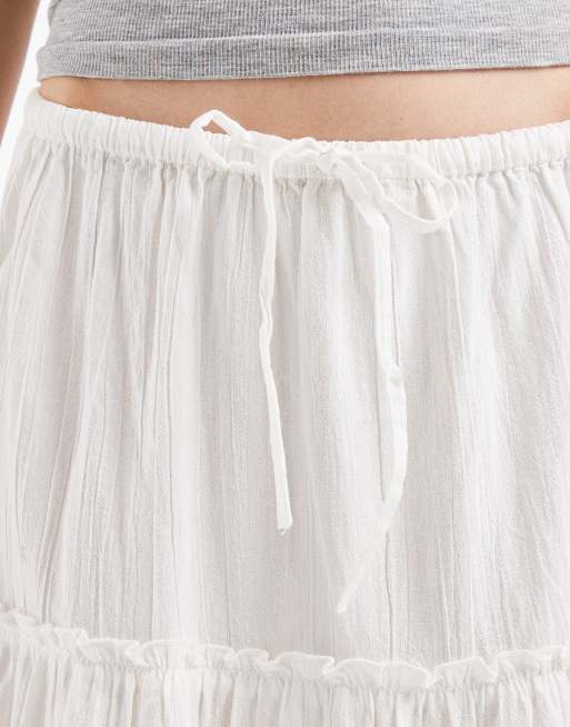 Pieces crinkle cotton tiered boho maxi skirt in white, 4 of 5