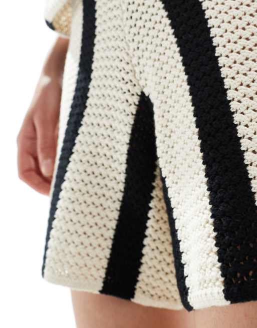 Pieces crochet knit shorts in black and white stripes - part of a set, 3 of 5