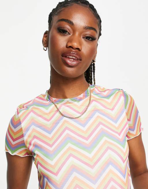 Pieces - Cropped T-shirt van mesh met pastelkleurige zigzagstrepen, deel van co-ord set, 2 van 4