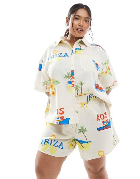 Pieces Curve boxy shirt and shorts set in conversational print - view 1