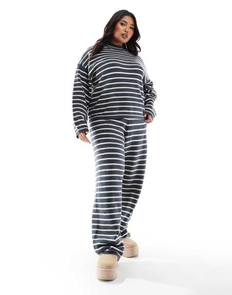Pieces - Curve - Co-ord set van gebreide trui met hoge hals en broek met wijde pijpen in grijsblauwe streep - view 1