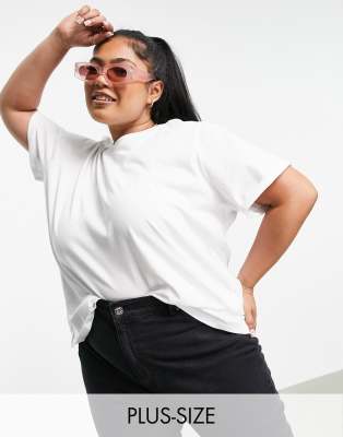 Shop Pieces Plus Pieces Curve Cotton Crew Neck T-shirt In White