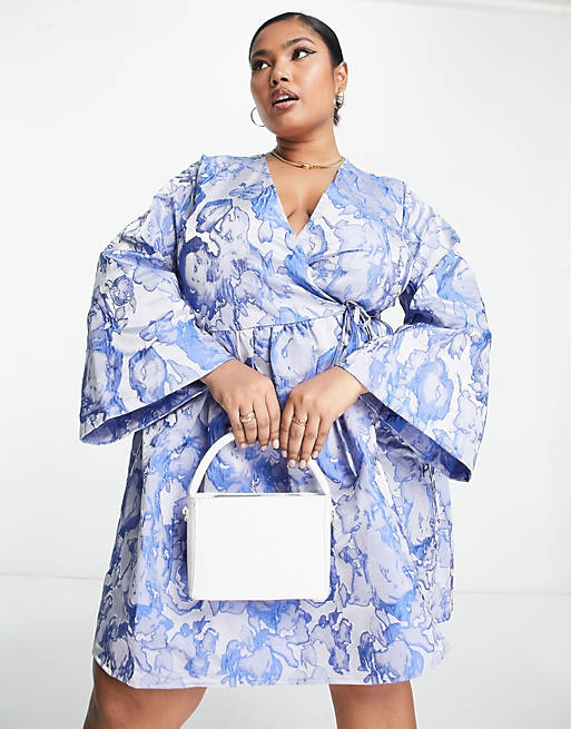 Pieces Curve exclusive kimono sleeve wrap dress blue | ASOS