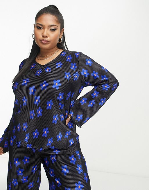 Plus Size Printed Plisse High Waisted Pants