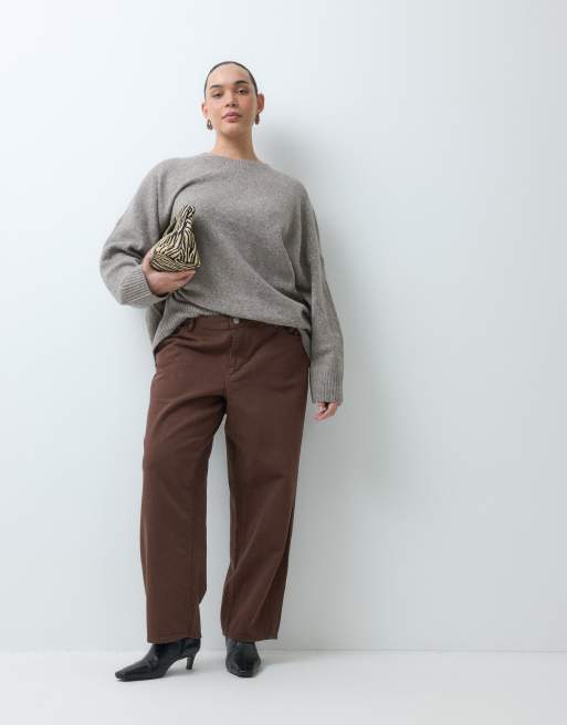 Pieces Curve Grace barrel leg jeans in chocolate brown, 4 of 5