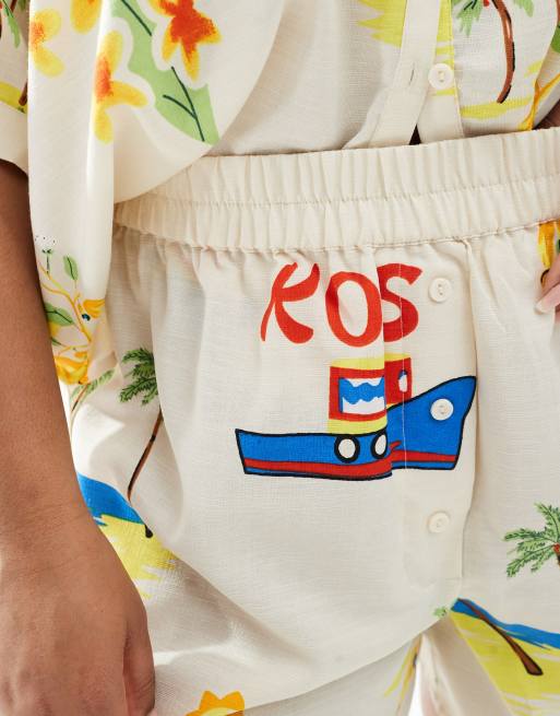 Pieces Curve high rise shorts in cream based conversational print - part of a set, 5 of 5
