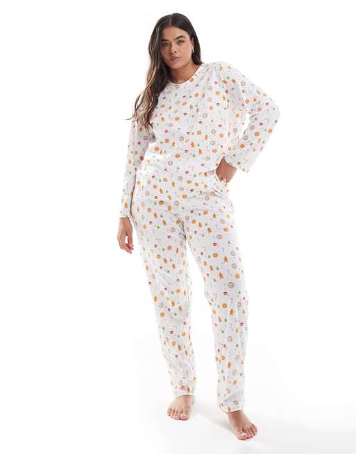 Pieces Curve - Kerstmis - Pyjamaset met lange mouwen en gingerbread print in wit