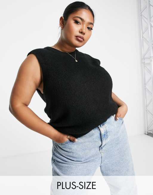Pieces Curve knitted singlet in black