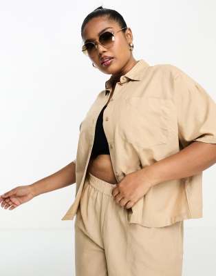 Pieces Curve linen boxy shirt in beige - part of a set-Neutral