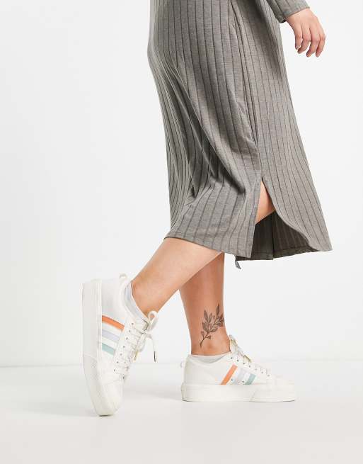 Pieces Curve midi polo dress in taupe, 3 of 4