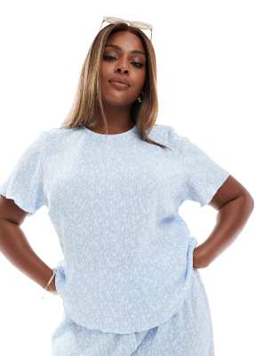 Pieces Plus Pieces Curve mini plisse baby tee co-ord in ditsy blue flower print