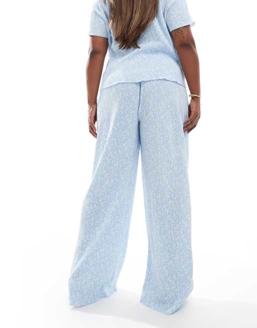Pieces Curve mini plisse wide leg pants in ditsy blue flower print - part of a set, 5 of 5