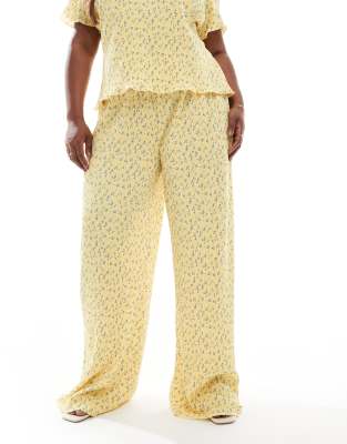 Pieces Plus Pieces Curve Mini Plisse Wide Leg Pants