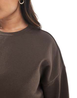 Pieces Plus Pieces Curve Oversized Sweatshirt In Brown