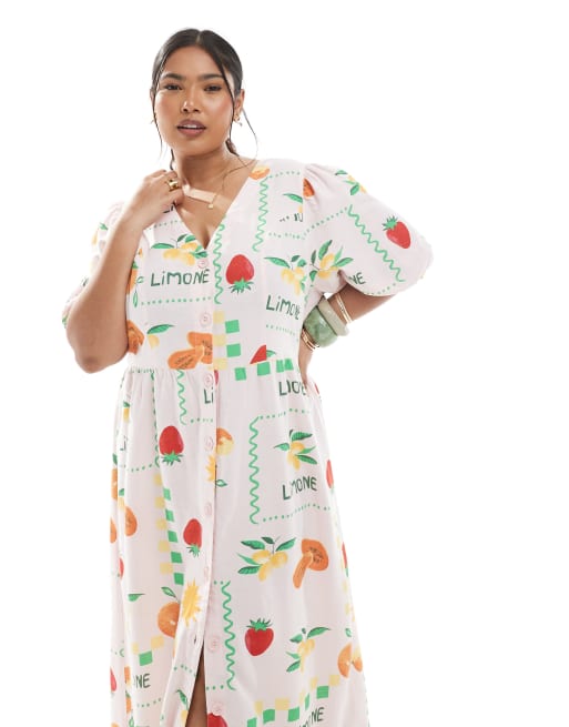 Pieces Curve puff sleeve button front maxi dress in pale pink based fruit print, 3 of 4
