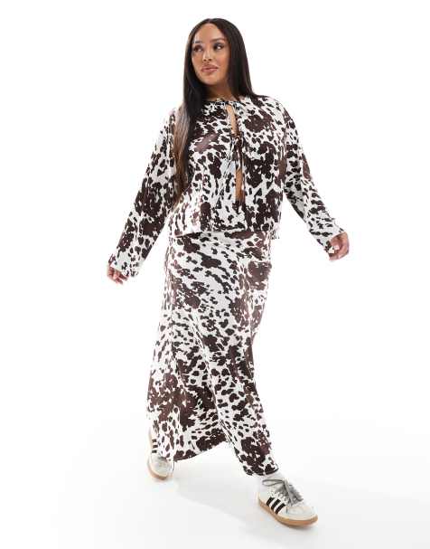 Pieces Curve – Set aus Satin mit Kuhprint bestehend aus Rock und Oberteil - view 1