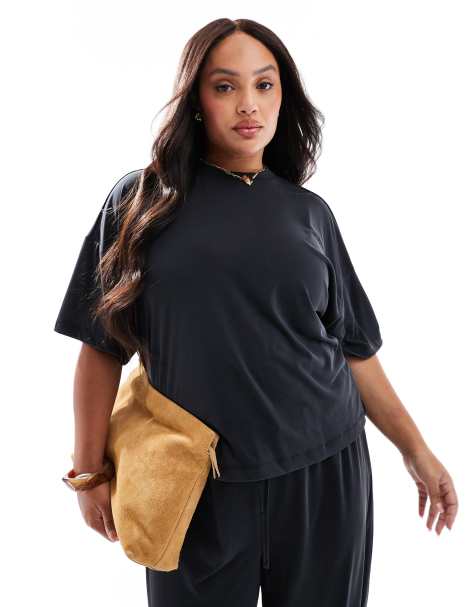 Pieces Curve slinky super soft boxy T-shirt in black - part of a set - view 1