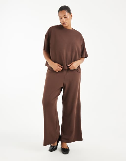 Pieces Curve slouchy co-ord in coffee brown, 2 of 3
