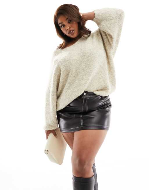 Pieces Curve soft yarn v-neck jumper in light camel