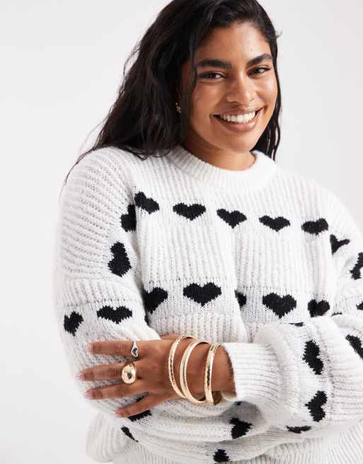 Pieces Curve – Strickpullover in Weiß mit schwarzem Herzmuster, 4 von 4