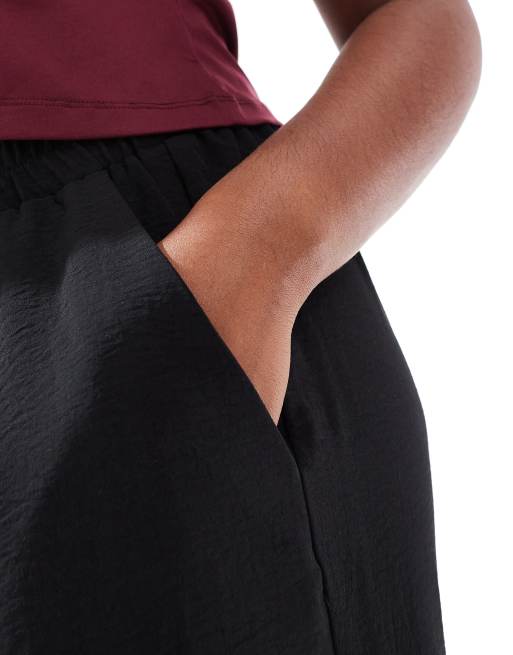 Pieces Curve trouser with elasticated waist in black, 3 of 5