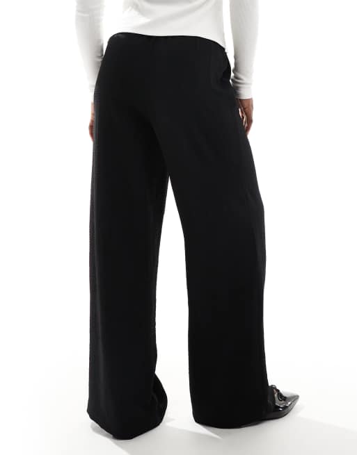 Pieces – Czarne spodnie z szerokimi nogawkami i elastyczną talią, 3 z 5