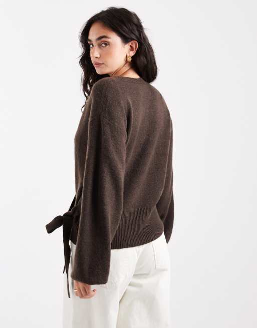 Pieces – Czekoladowobrązowy sweter z dzianiny wiązany z boku , 3 z 4