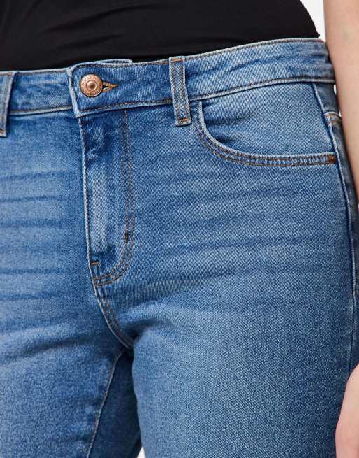 Pieces – Denim-Jeans mit engem Schnitt in Mittelblau, 5 von 5