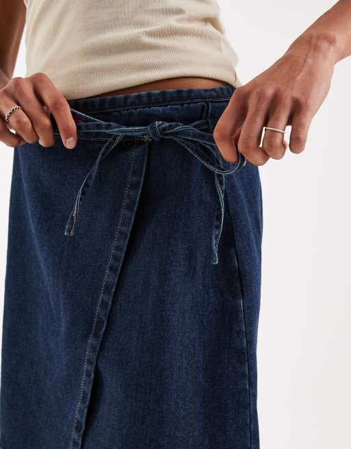 Pieces - Denim mini rok met gestrikte taille in donker indigoblauw, 2 van 5