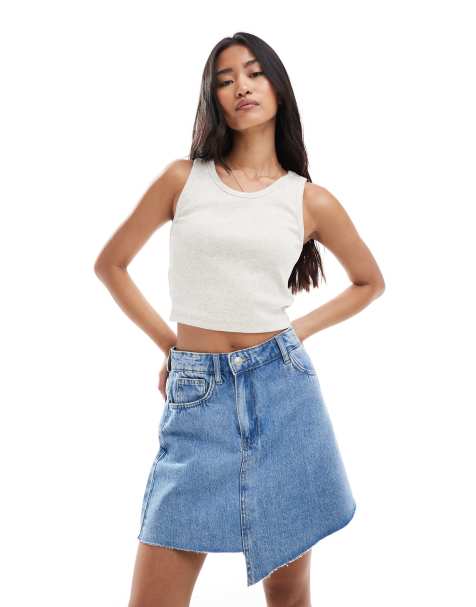 Pieces - Denim minirok met asymmetrische zoom in lichtblauw met wassing - view 1