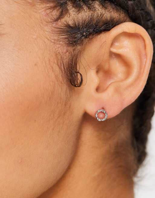 Pieces doughnut stud earrings in hammered silver