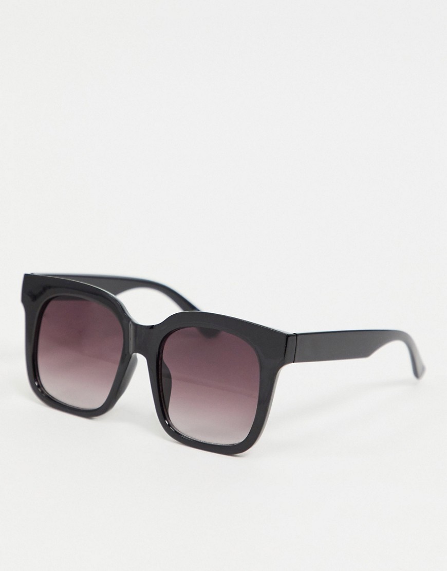 pieces -  – Eckige Oversize-Sonnenbrille in Schwarz