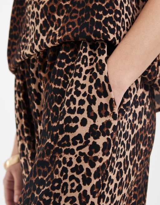 Pieces elasticated waistband wide leg pants in leopard print (part of a set), 5 of 5