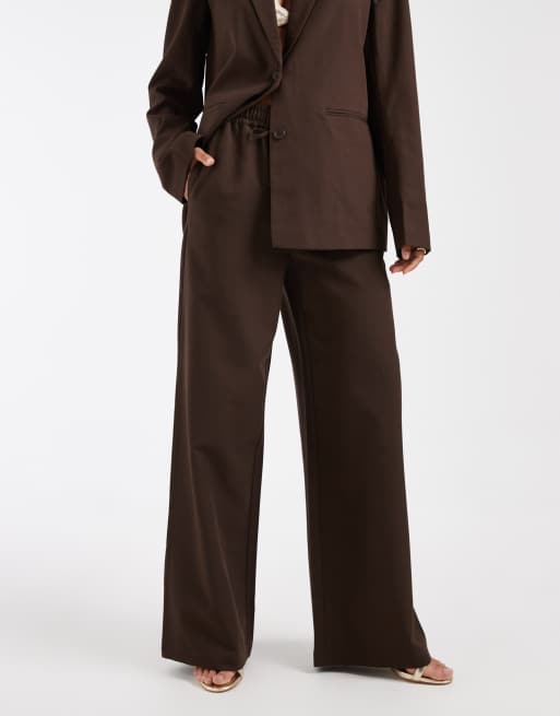 Pieces - Elegante broek met wijde pijpen en gestrikte taille in chocoladebruin, deel van co-ord set, 2 van 5