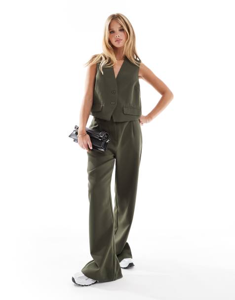Pieces – Elegante Hose in Khaki mit vielen Funktionen und Knopf am Bein, Kombiteil - view 1