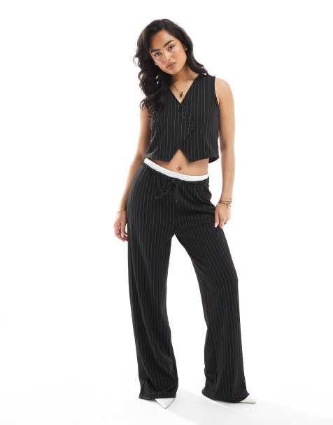 Pieces – Elegante Hose in Schwarz mit doppeltem Bund, weitem Bein und Nadelstreifen, Kombiteil - view 1
