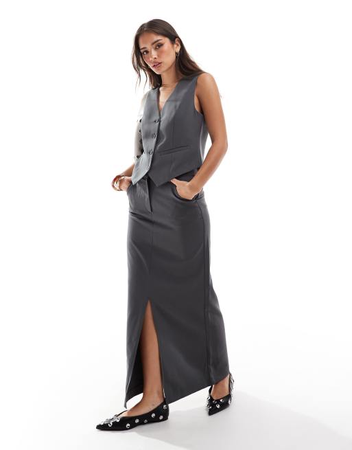 Pieces - Elegante maxirok met split aan de voorkant in magneetgrijs, deel van co-ord set