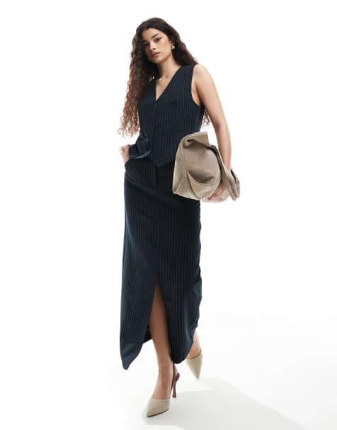 Pieces – Elegantes Set in Marineblau mit Nadelstreifen bestehend aus Weste und Maxirock - view 1