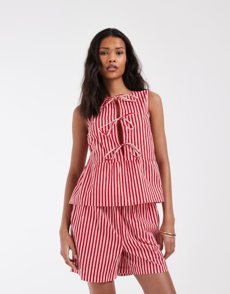 Pieces - Ensemble à rayures avec top à basque noué devant et short taille haute - Rouge et blanc - view 1