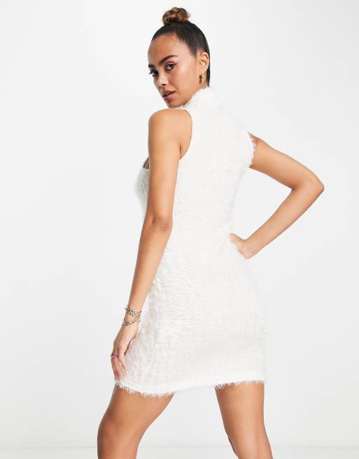 White sleeveless hot sale bodycon dress